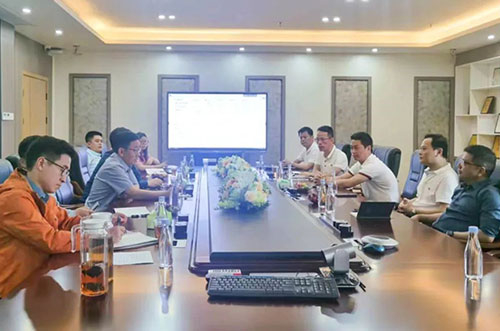 廈門市集美區副區長曾勝軍一行走訪oety歐億體育指導工作
