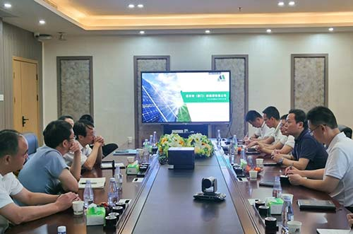 廈門市委常委、常務副市長黃曉舟一行蒞臨oety歐億體育指導工作
